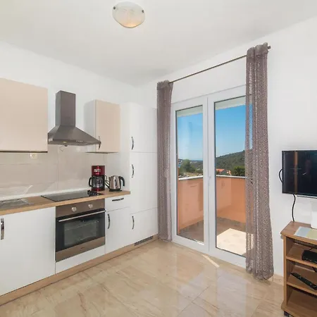 Cozy In With Kitchen Sevid